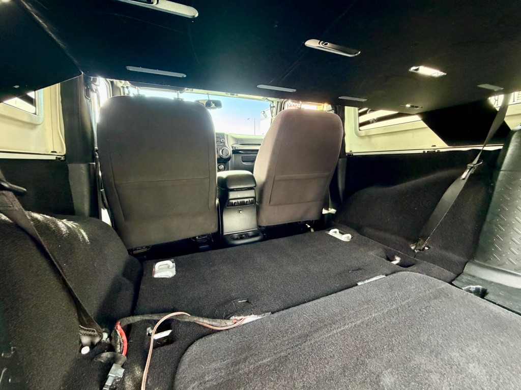 Photo 21 of this JEEP WRANGLER