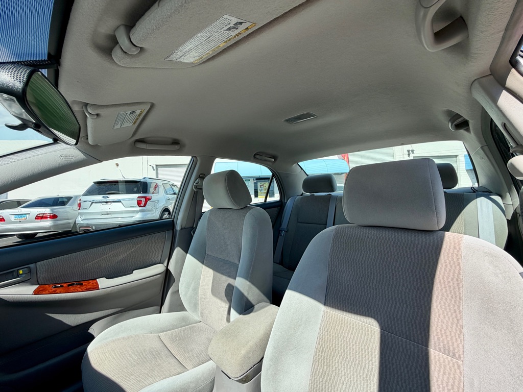 Photo 34 of this TOYOTA COROLLA
