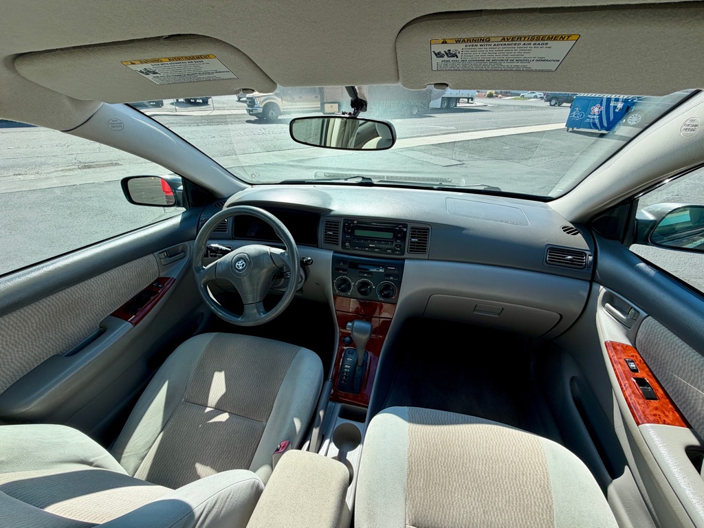 Photo 23 of this TOYOTA COROLLA
