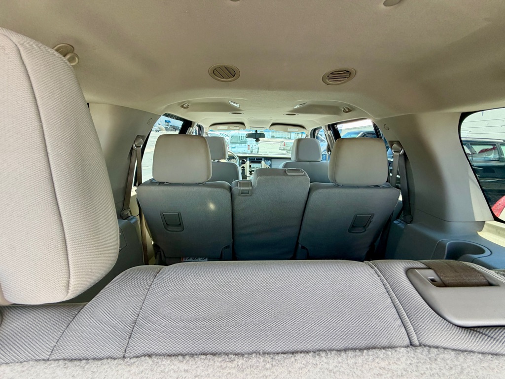 Photo 21 of this FORD EXPEDITION EL