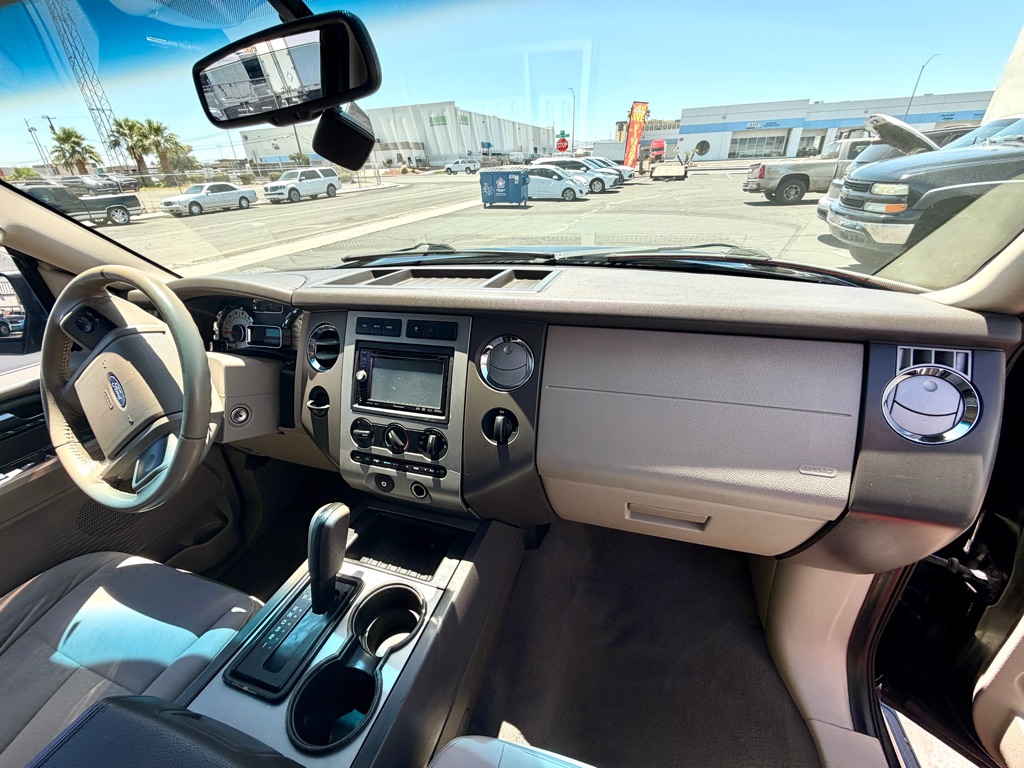 Photo 29 of this FORD EXPEDITION EL