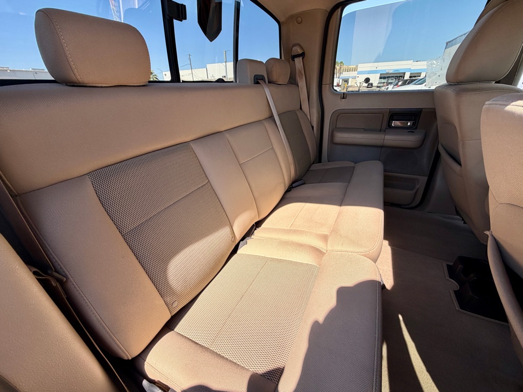 Photo 28 of this FORD F-150