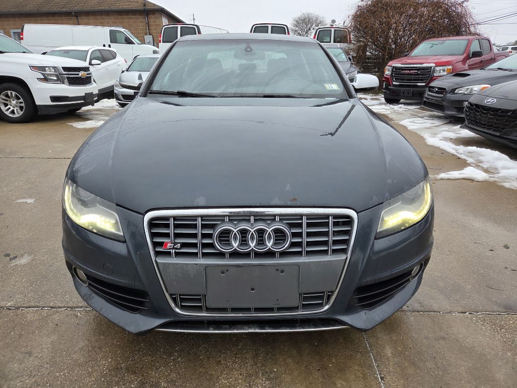 Photo 4 of this AUDI S4