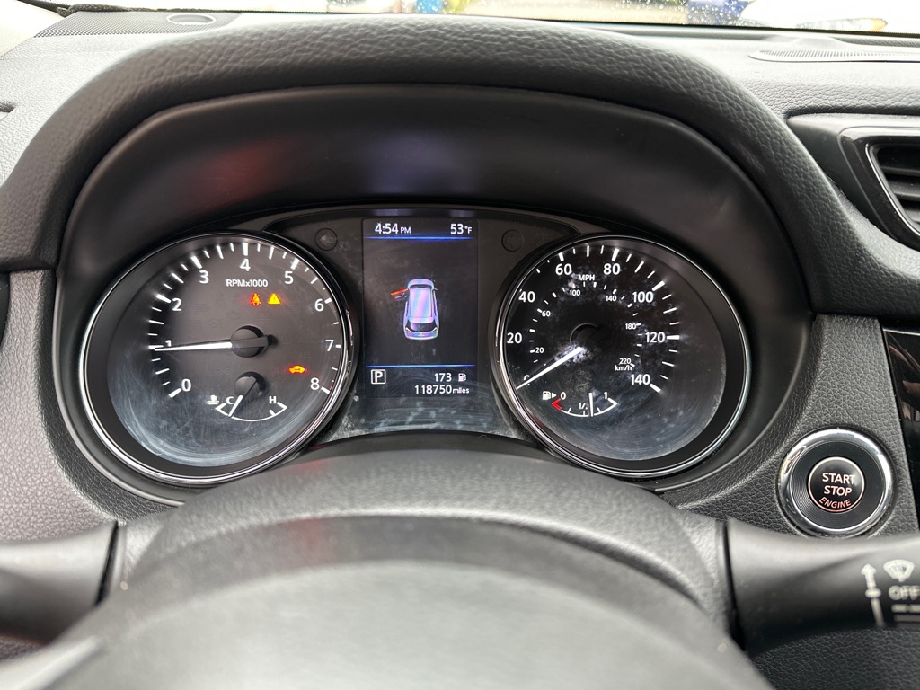 Photo 21 of this NISSAN ROGUE