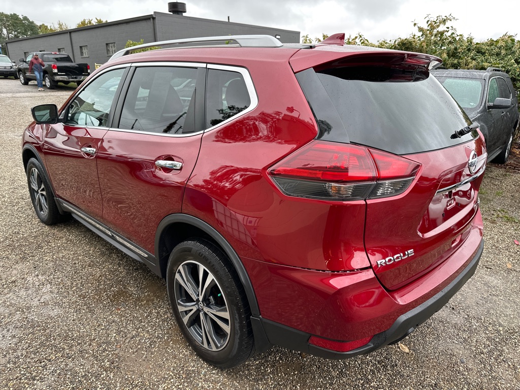 Photo 7 of this NISSAN ROGUE