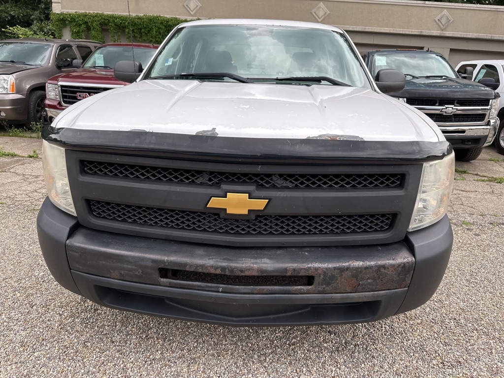 Photo 2 of this CHEVROLET SILVERADO 1500