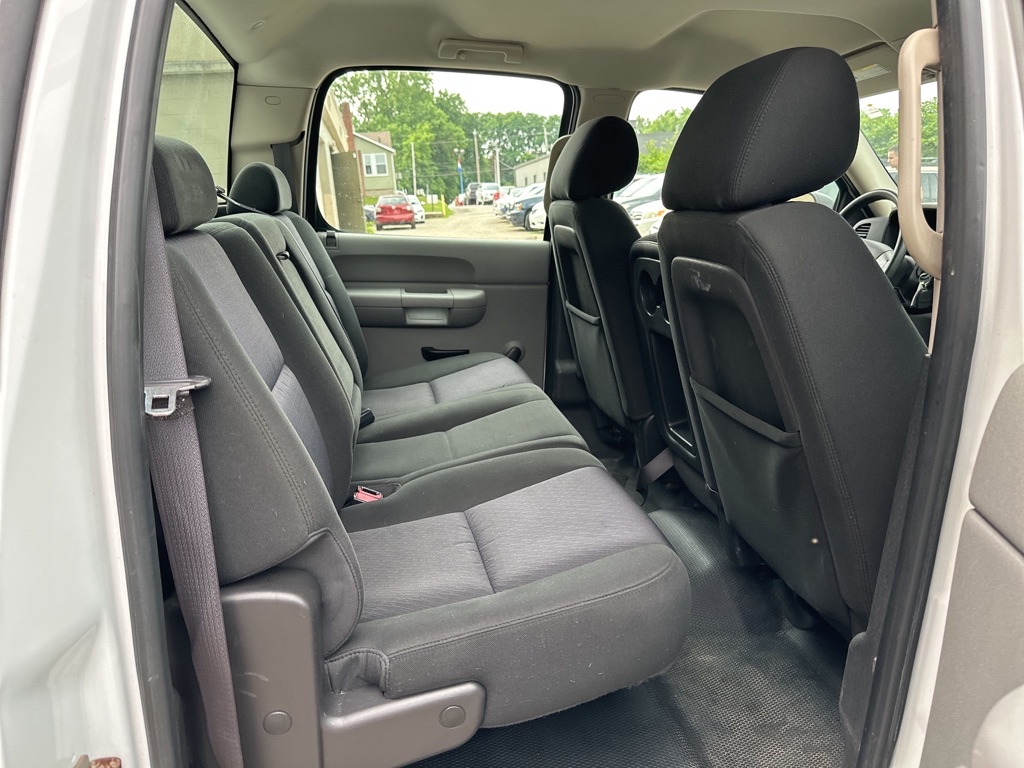 Photo 8 of this CHEVROLET SILVERADO 1500