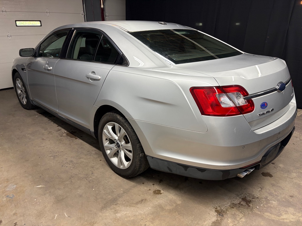 Photo 7 of this FORD TAURUS