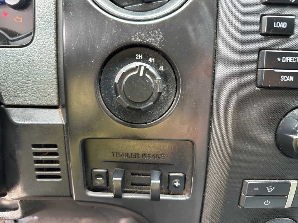 Photo 9 of this FORD F150 XL