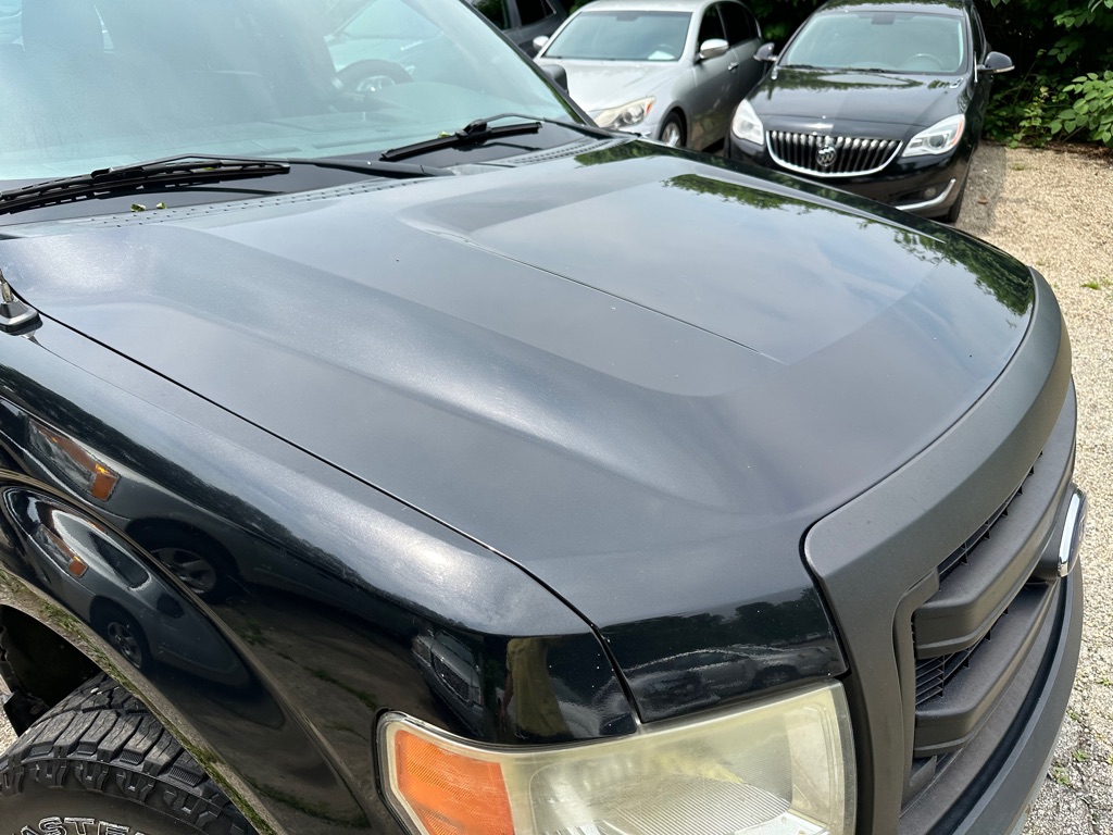 Photo 30 of this FORD F150 XL