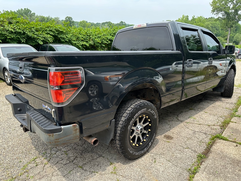 Photo 26 of this FORD F150 XL