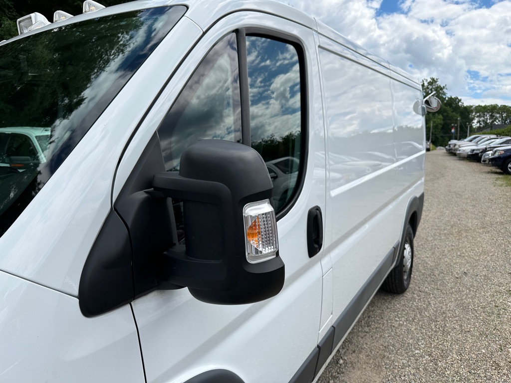 Photo 41 of this RAM PROMASTER 1500