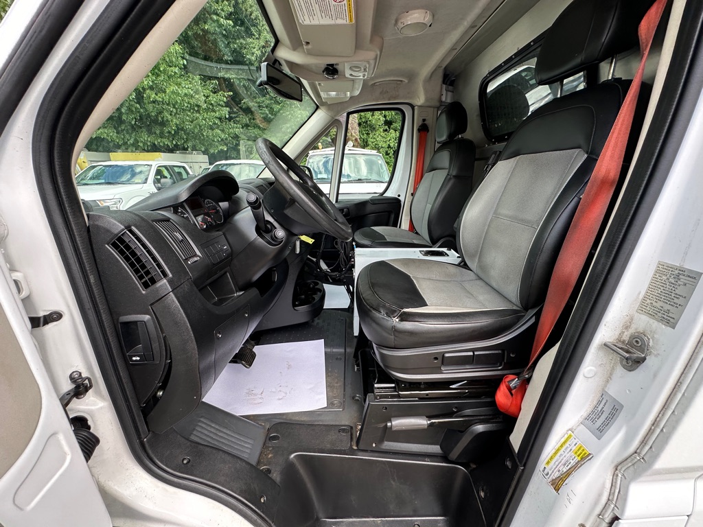 Photo 16 of this RAM PROMASTER 1500