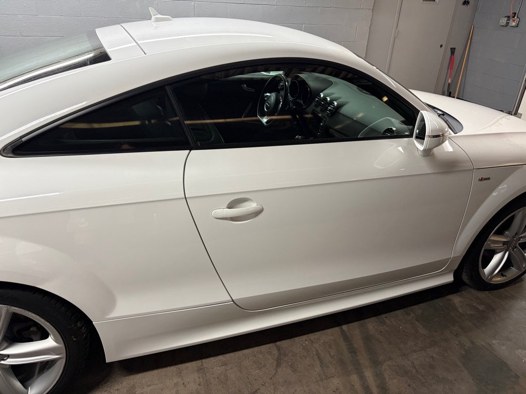 Photo 11 of this AUDI TT
