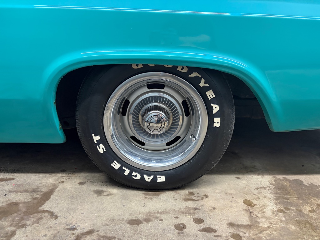 Photo 8 of this CHEVROLET IMPALA