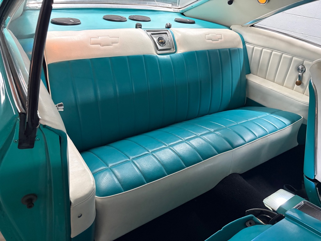 Photo 32 of this CHEVROLET IMPALA