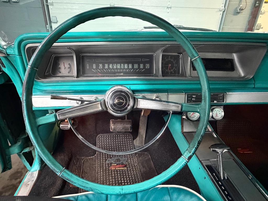 Photo 25 of this CHEVROLET IMPALA