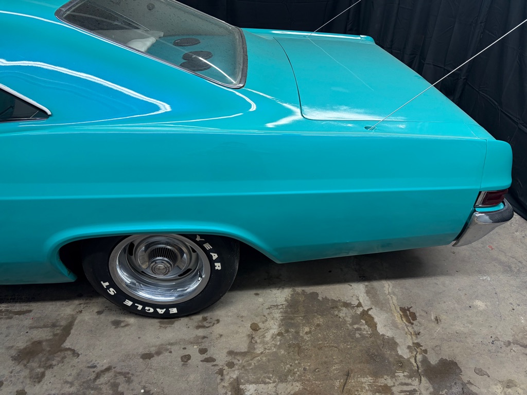 Photo 7 of this CHEVROLET IMPALA