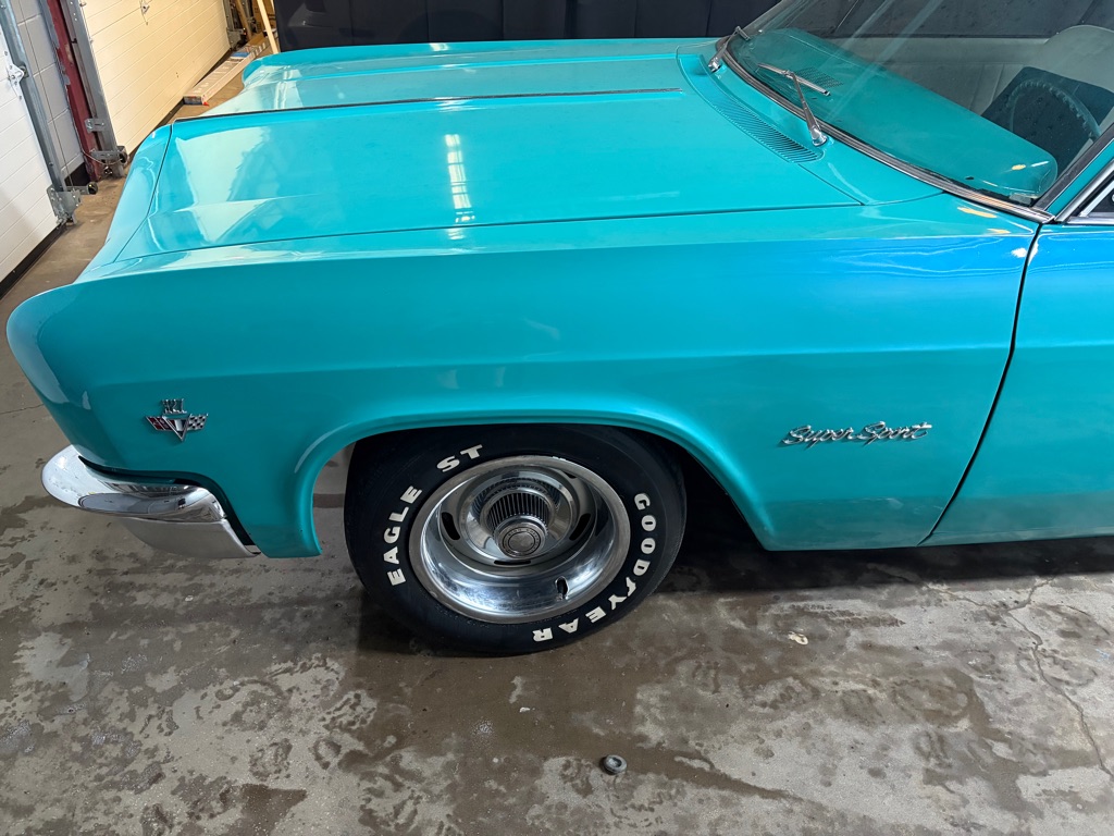 Photo 3 of this CHEVROLET IMPALA