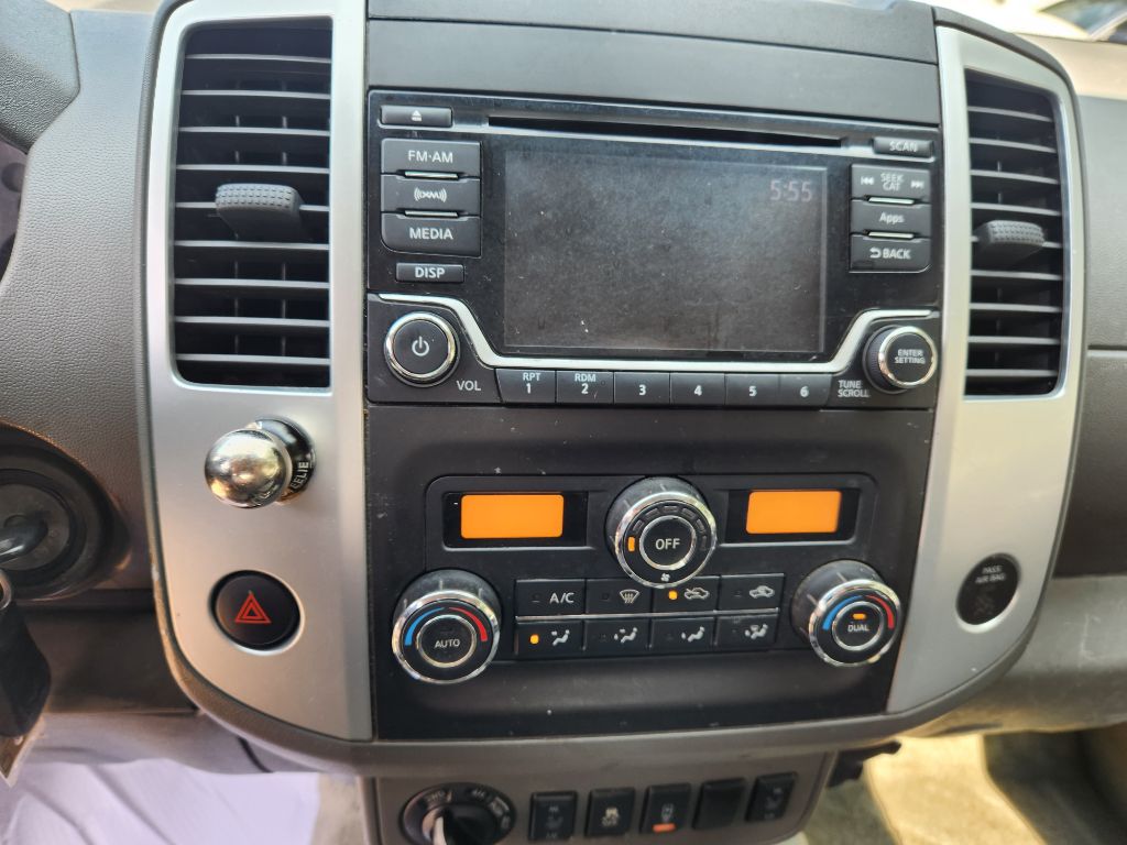 Photo 13 of this NISSAN FRONTIER
