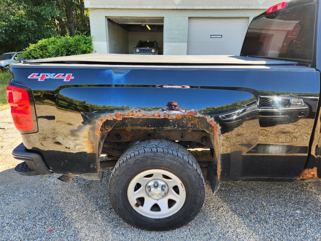 Photo 4 of this CHEVROLET SILVERADO 1500