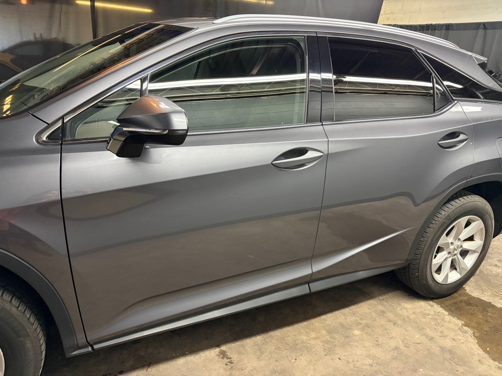 Photo 4 of this LEXUS RX