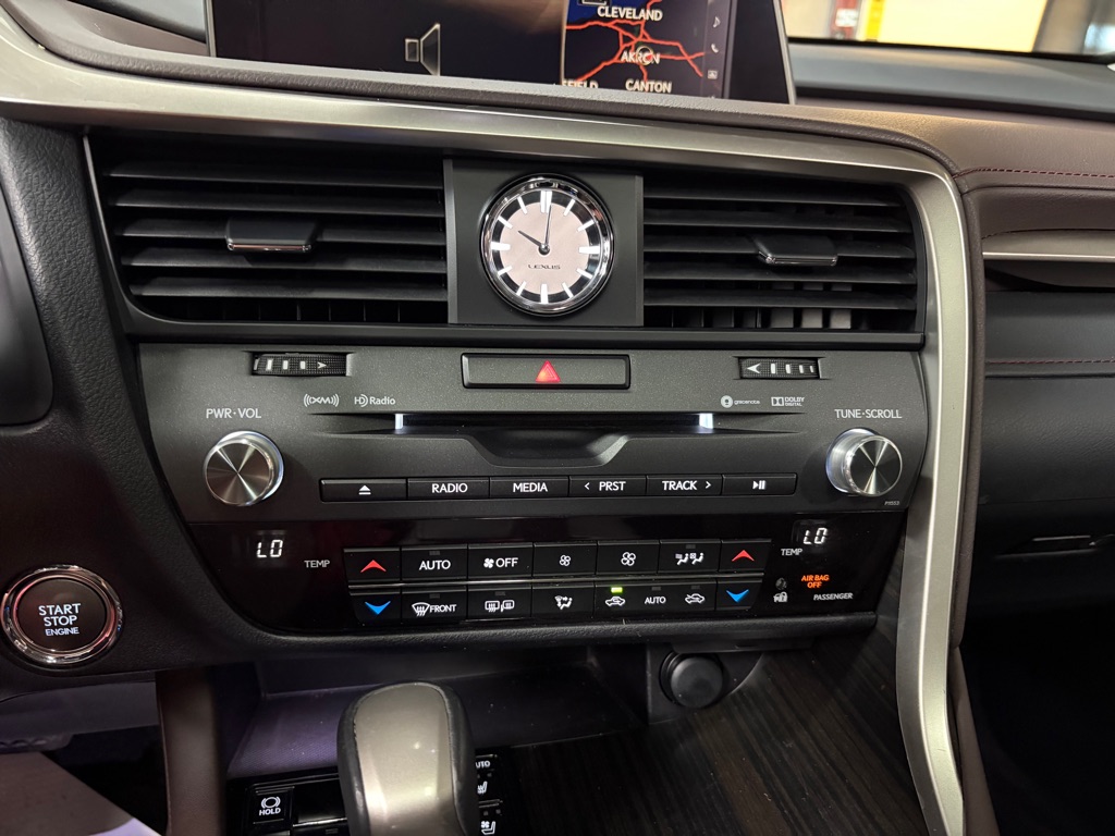 Photo 23 of this LEXUS RX