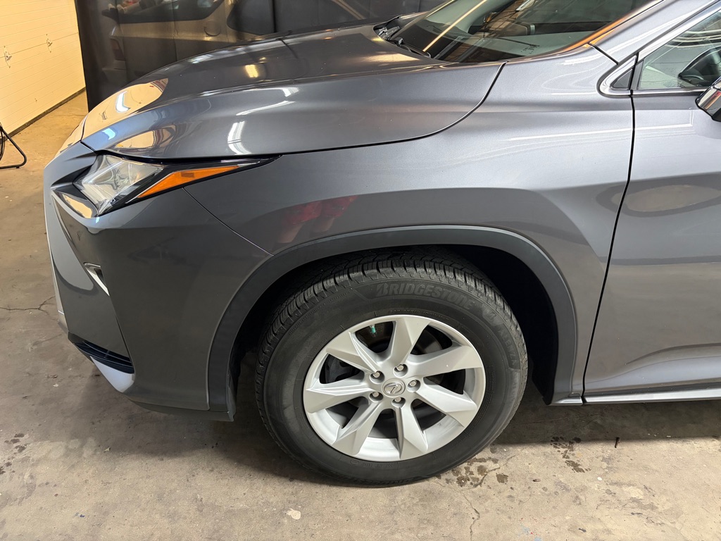 Photo 2 of this LEXUS RX
