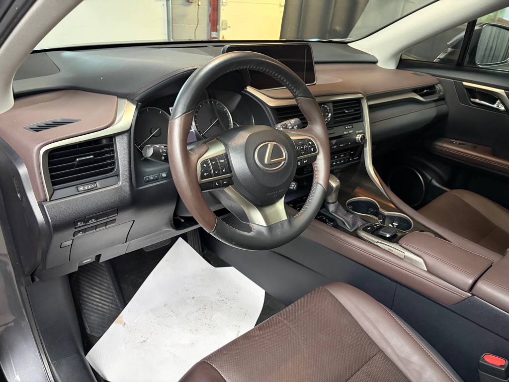 Photo 20 of this LEXUS RX
