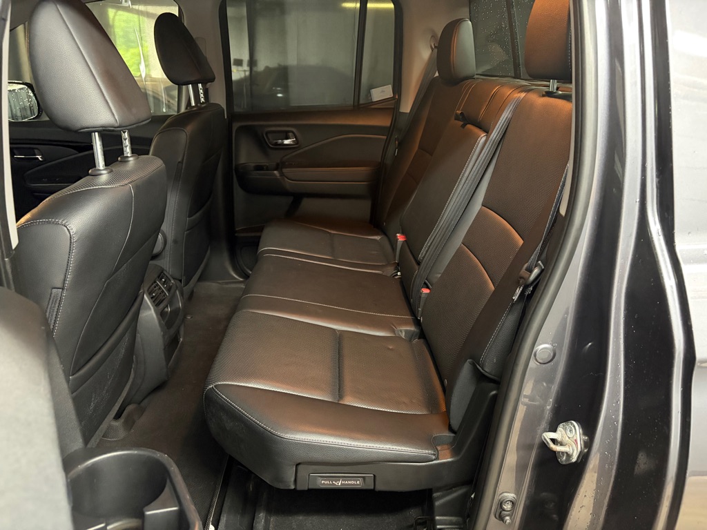 Photo 15 of this HONDA RIDGELINE