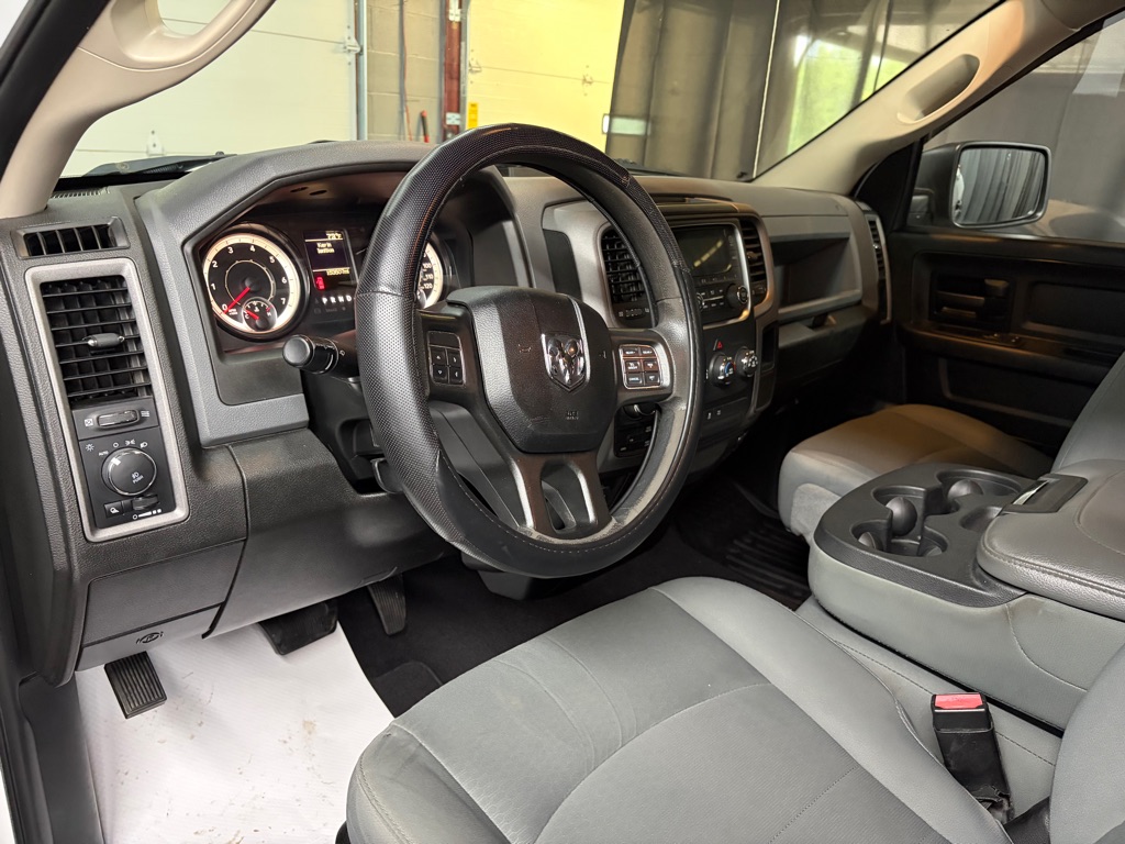Photo 17 of this RAM 1500 CLASSIC