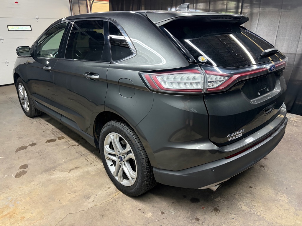Photo 7 of this FORD EDGE