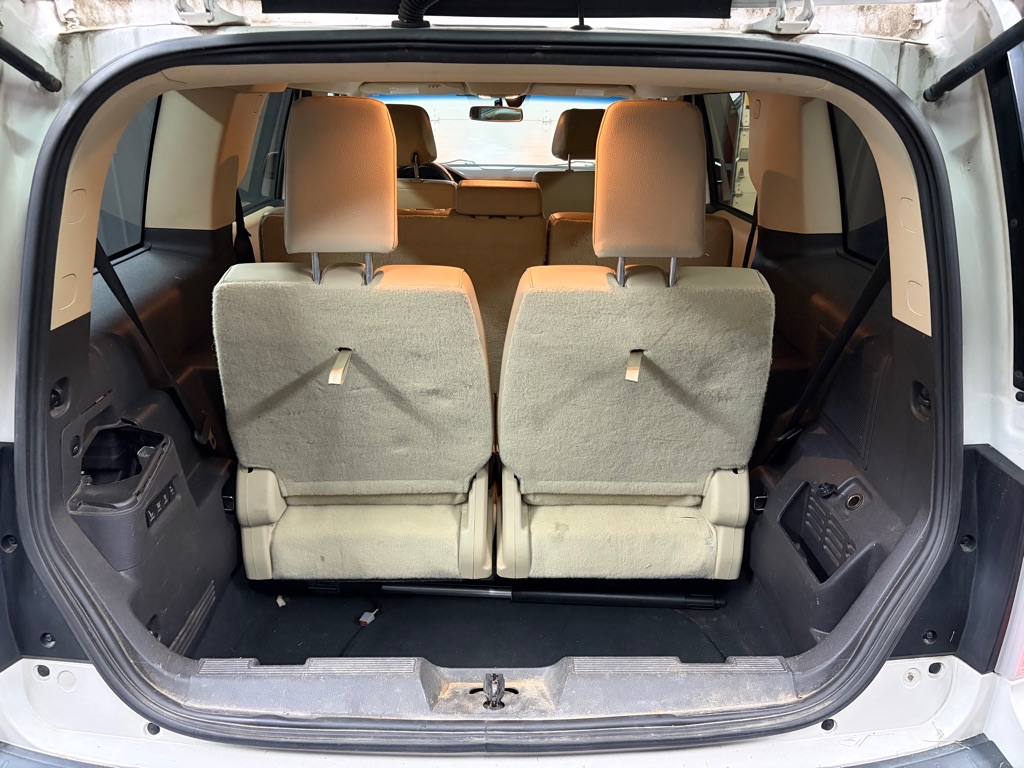 Photo 24 of this FORD FLEX