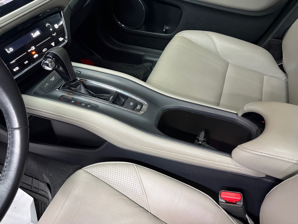 Photo 23 of this HONDA HR-V