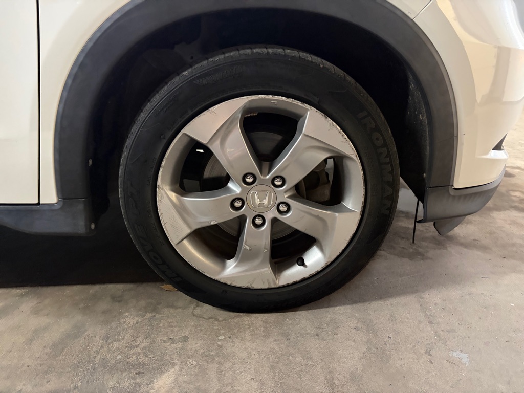 Photo 13 of this HONDA HR-V