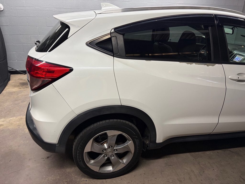 Photo 9 of this HONDA HR-V
