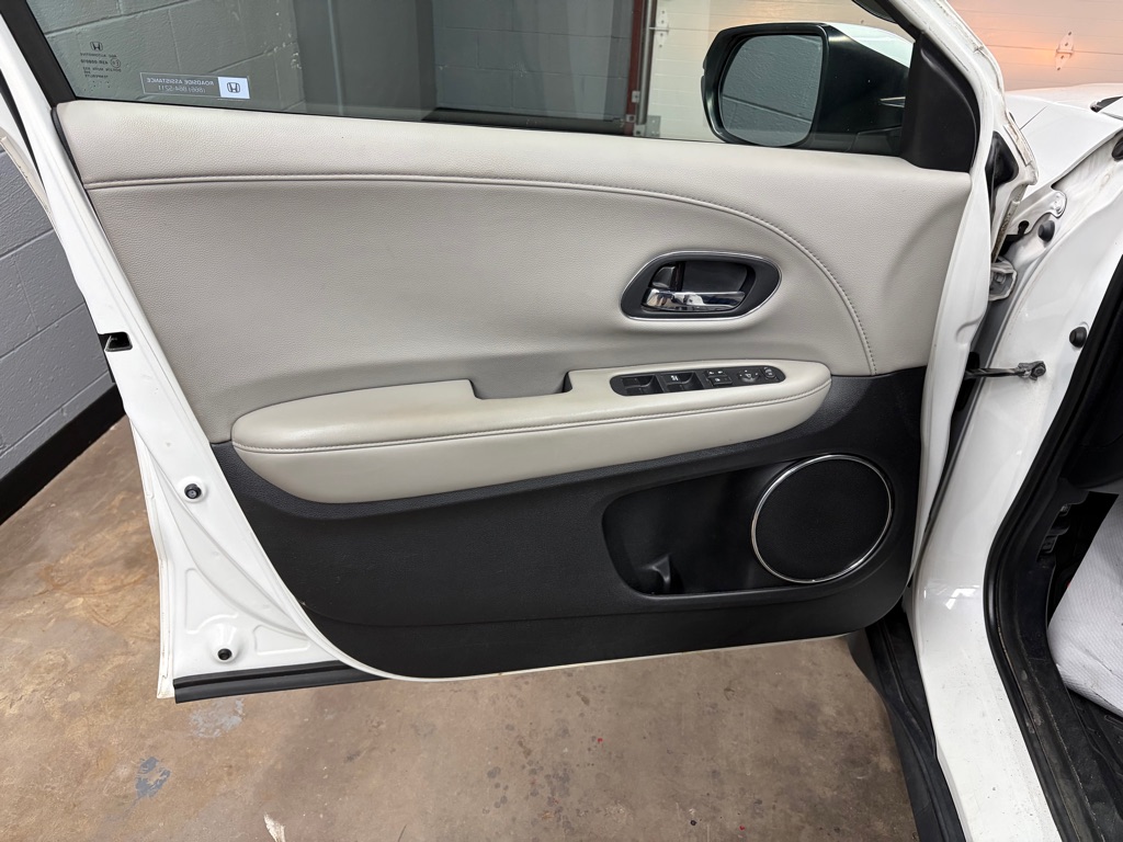 Photo 16 of this HONDA HR-V