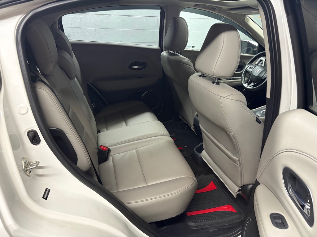 Photo 26 of this HONDA HR-V
