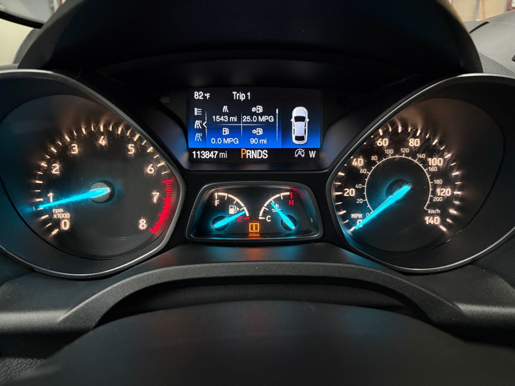 Photo 22 of this FORD ESCAPE