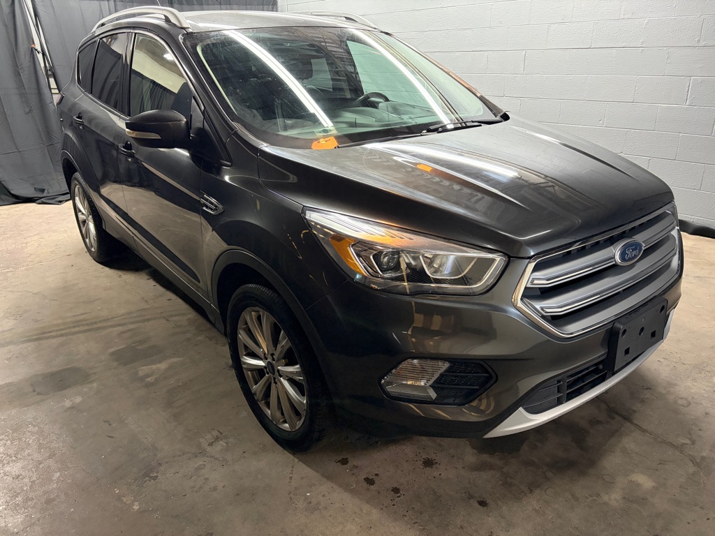 Photo 14 of this FORD ESCAPE