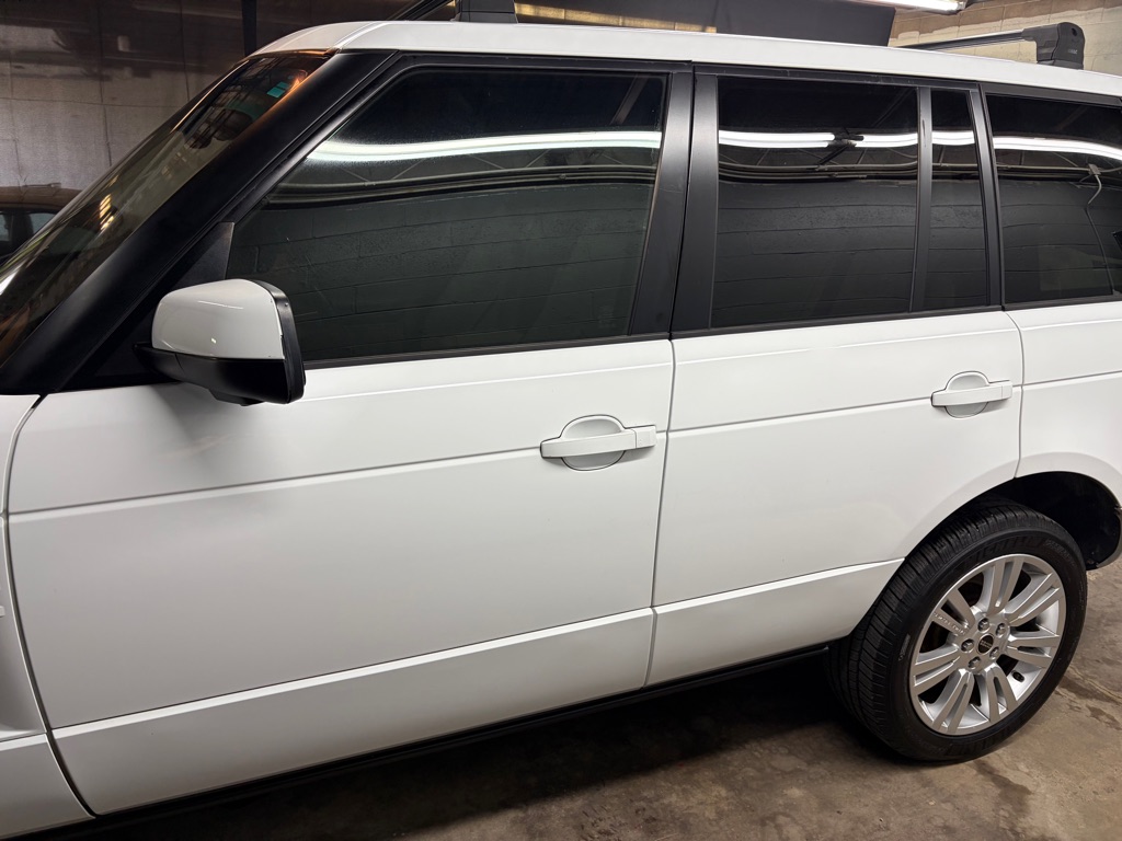Photo 4 of this LAND ROVER RANGE ROVER
