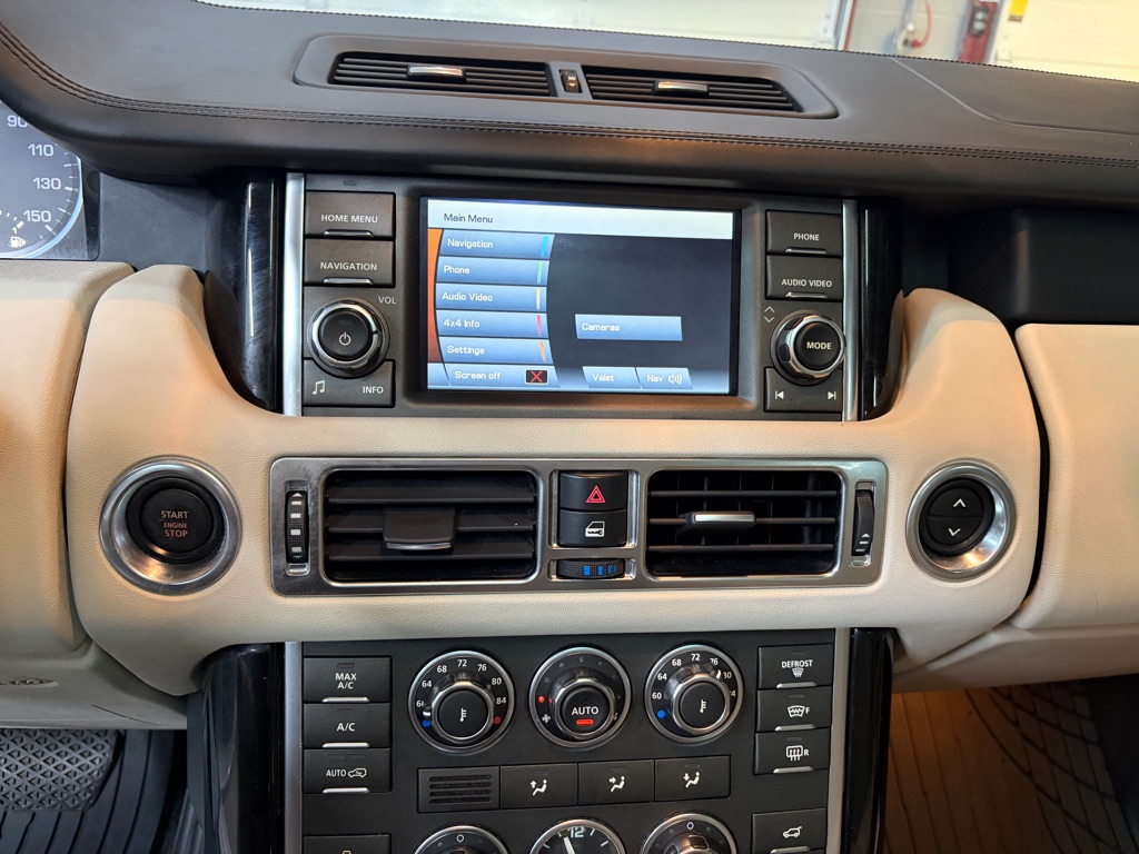 Photo 23 of this LAND ROVER RANGE ROVER
