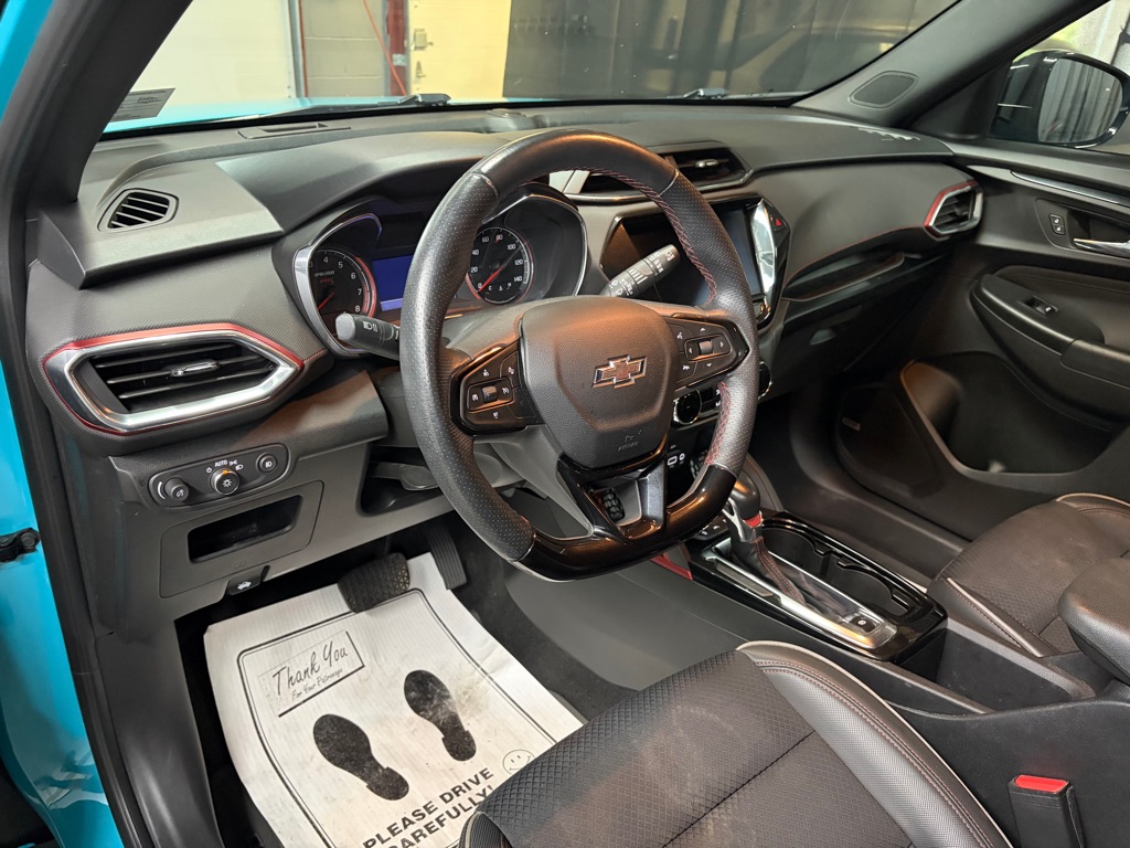 Photo 18 of this CHEVROLET TRAILBLAZER