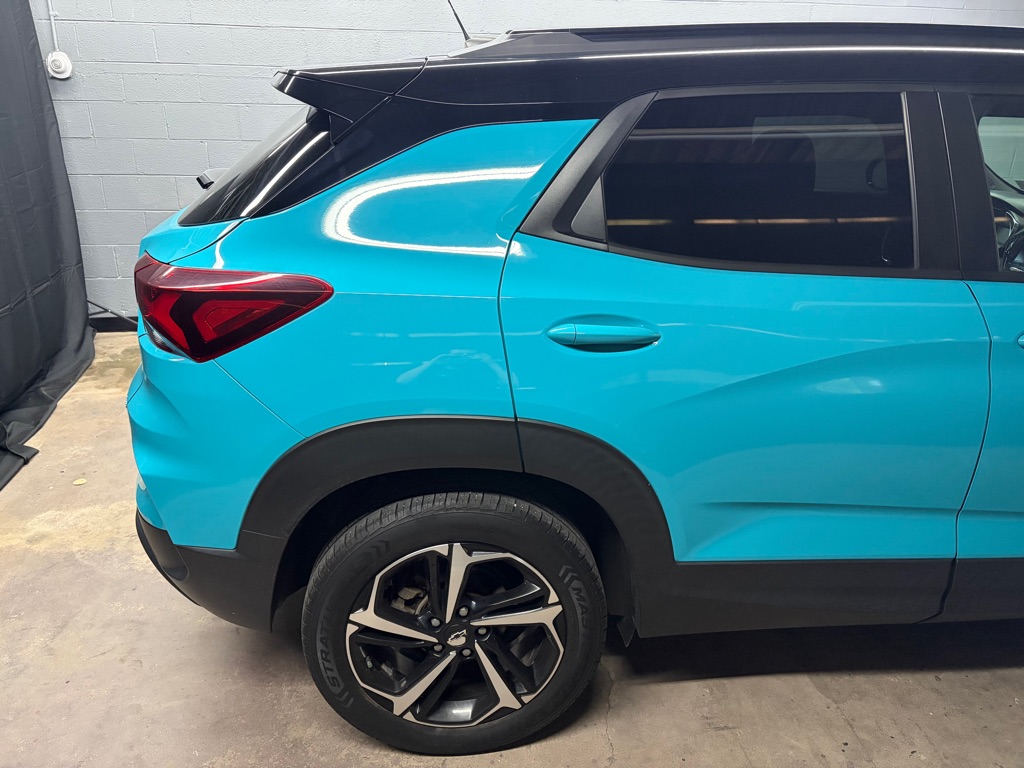 Photo 9 of this CHEVROLET TRAILBLAZER