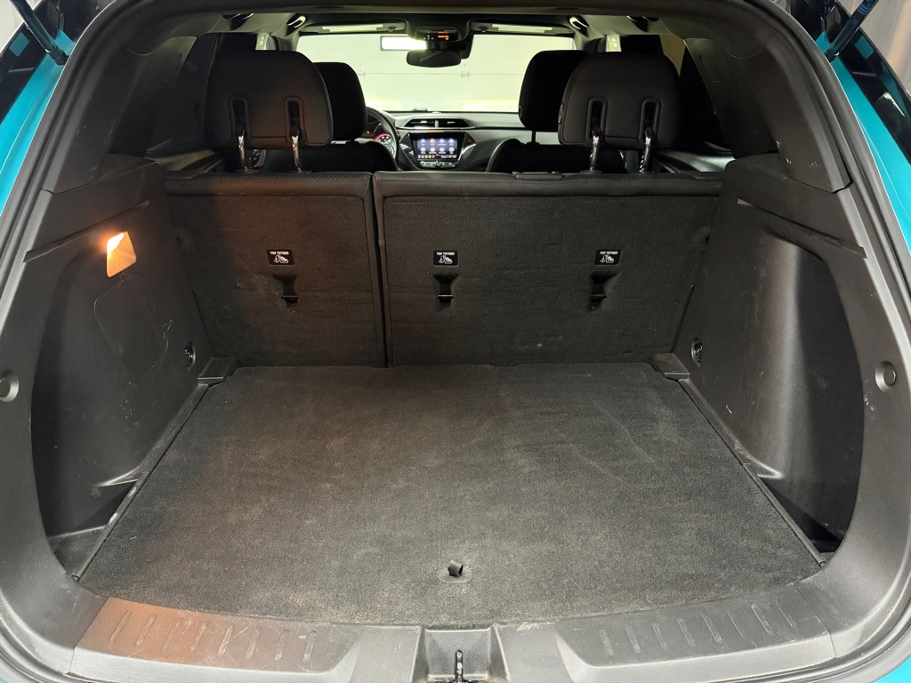 Photo 28 of this CHEVROLET TRAILBLAZER