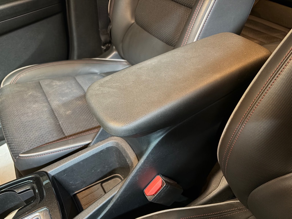 Photo 27 of this CHEVROLET TRAILBLAZER