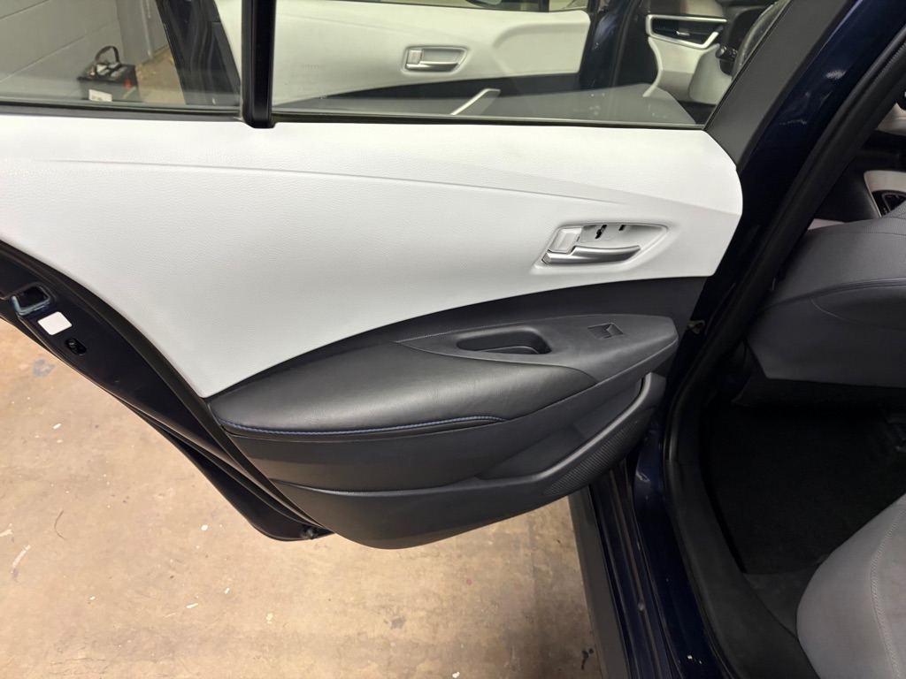 Photo 18 of this TOYOTA COROLLA
