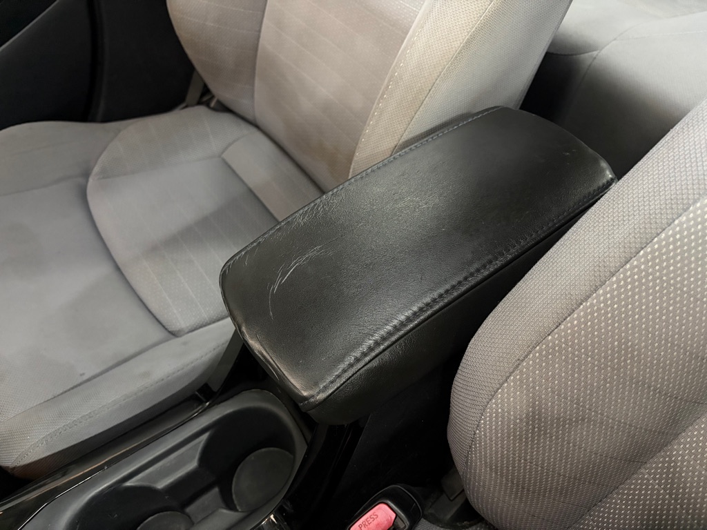 Photo 30 of this TOYOTA COROLLA