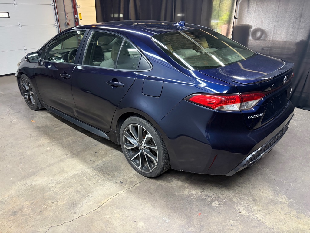 Photo 7 of this TOYOTA COROLLA