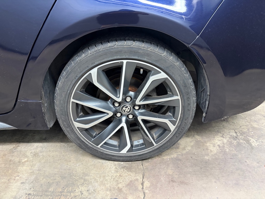 Photo 5 of this TOYOTA COROLLA